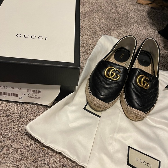 Gucci Espadrilles with Gold GG buckles - Picture 2 of 3